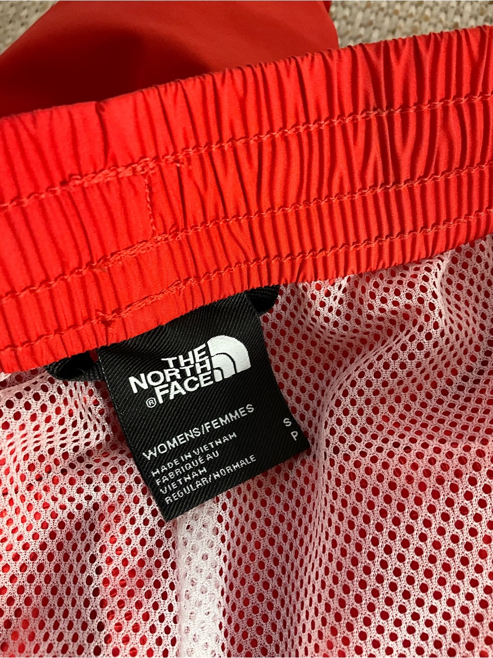 The North Face Active Shorts - Picture 4 of 4